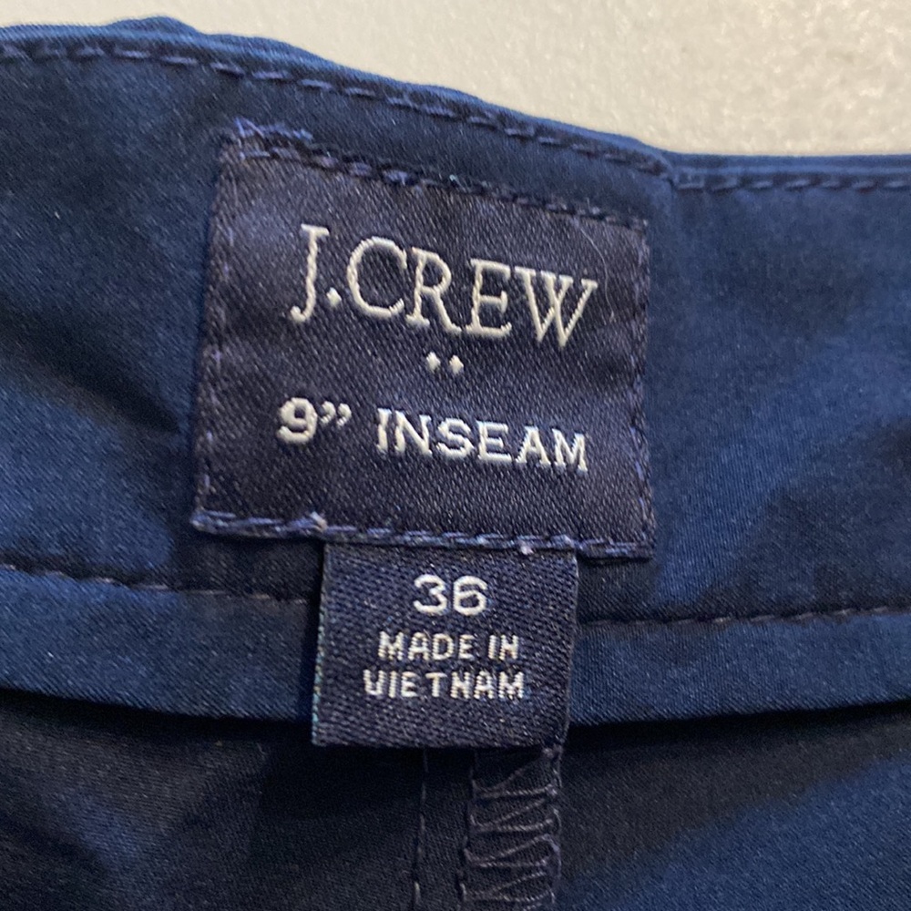 JCrew Lightweight Shorts - Picture 3 of 3
